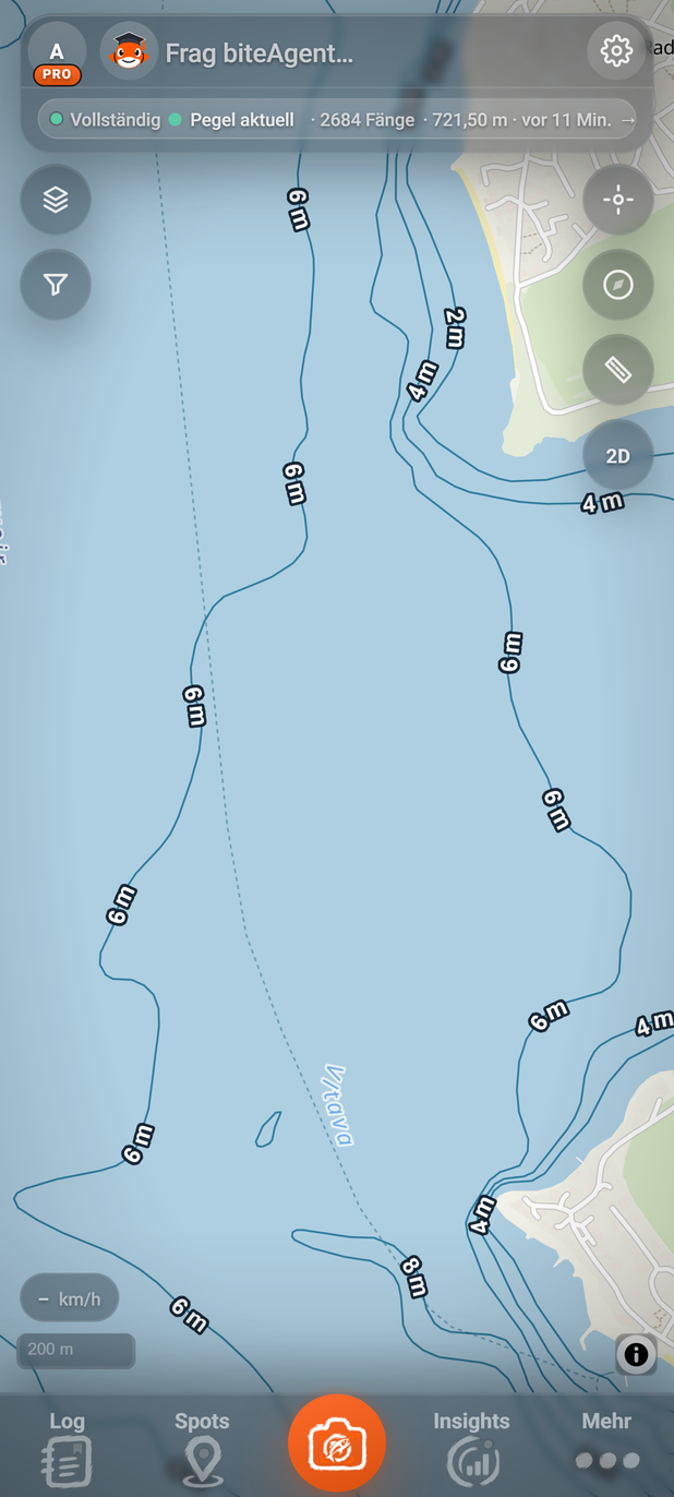 Tiefenlinien am Lipno (BiteMap Pro): 1 Tiefenangabe, 2 Tiefenlinie